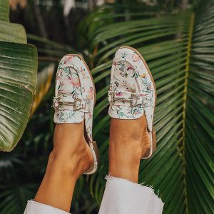 Women's Ivory Faux Leather Mule Loafer