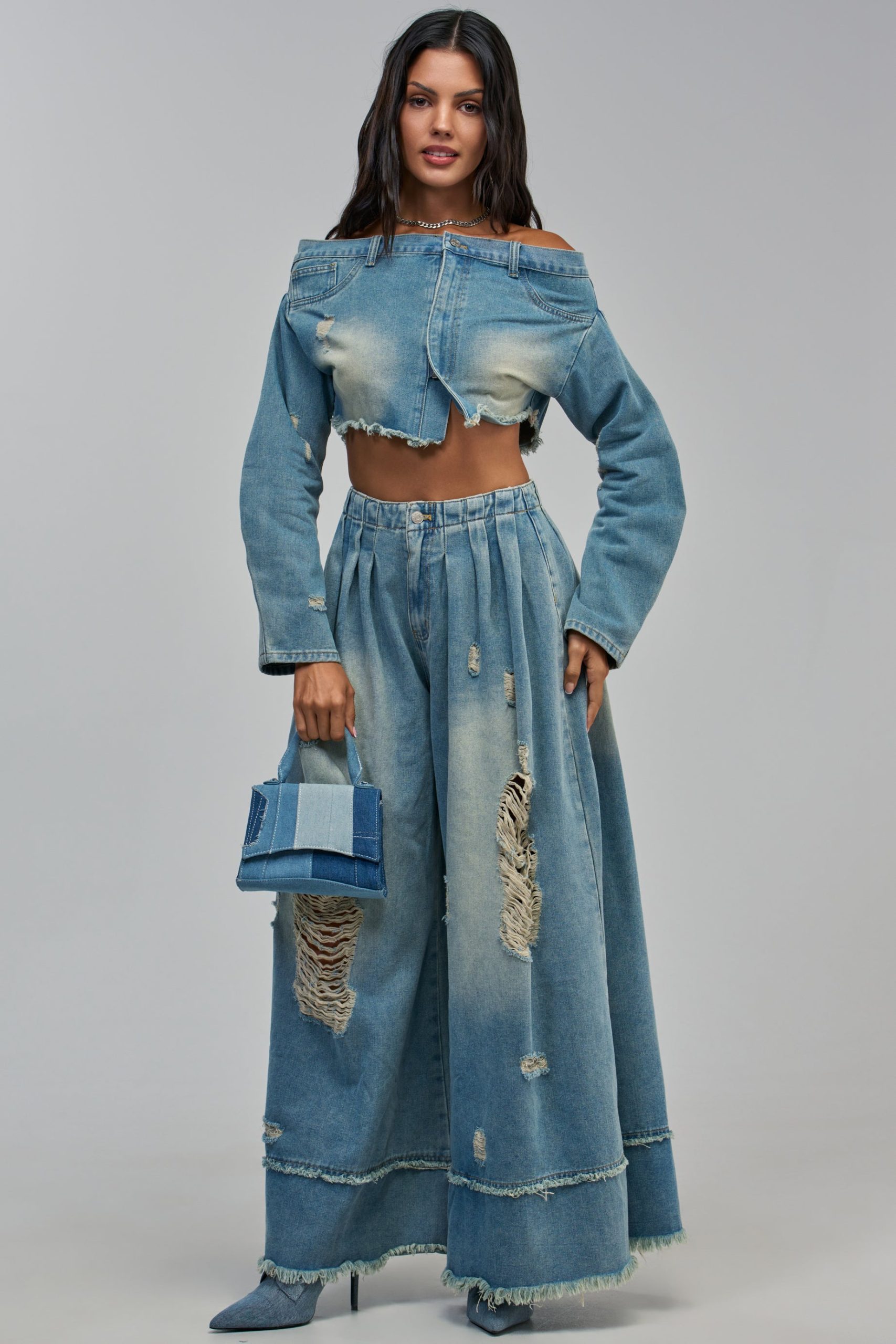 WIDE LEG DENIM IN MEDIUM BLUE DENIM - Image 12