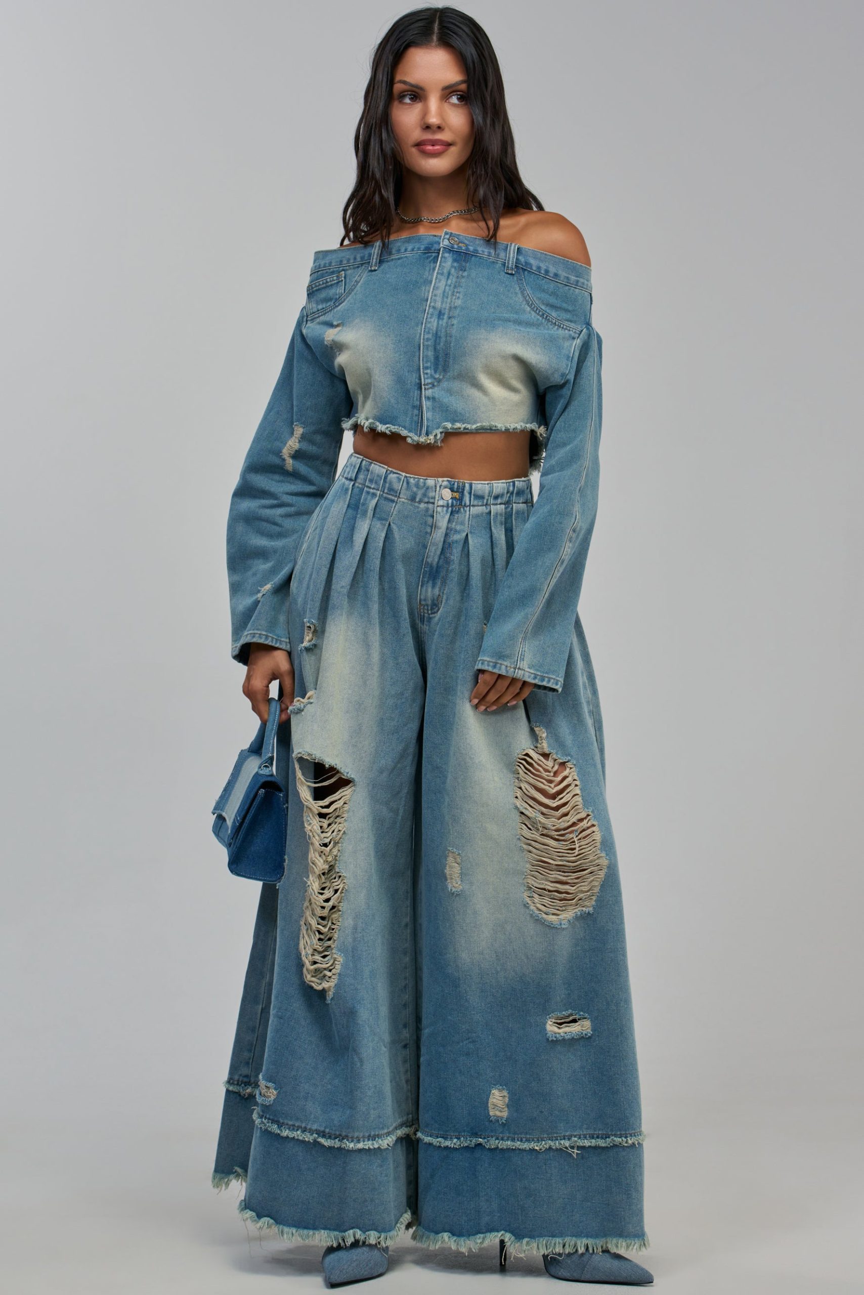 WIDE LEG DENIM IN MEDIUM BLUE DENIM - Image 9