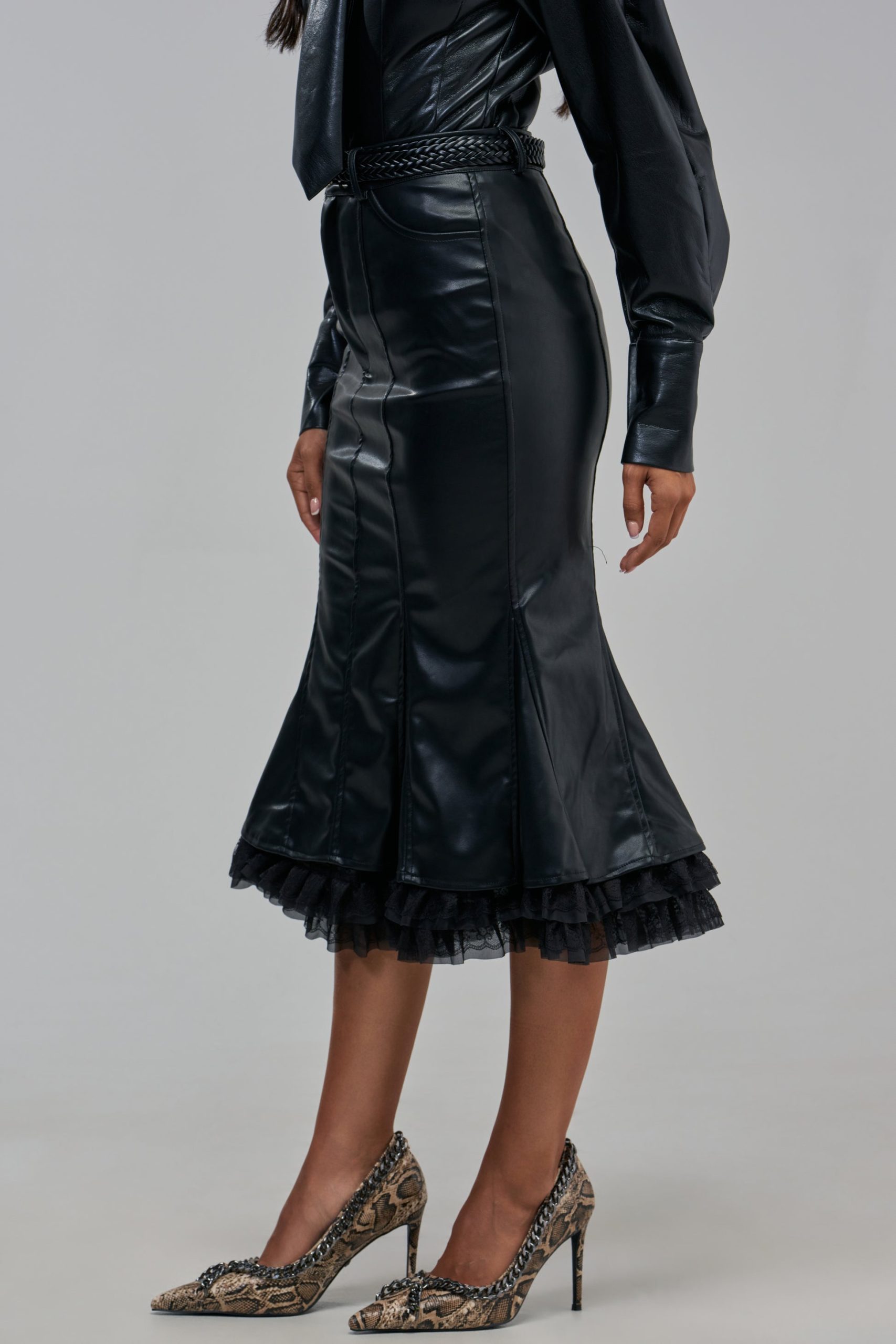 FEEL LIKE A QUEEN MIDI SKIRT - Image 10