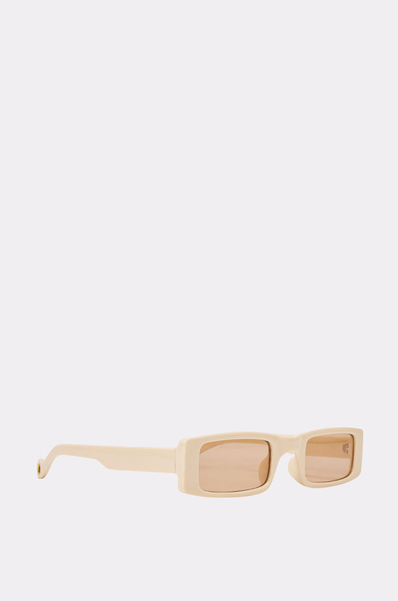 SUMMER LOVIN' SUNGLASSES - Image 4
