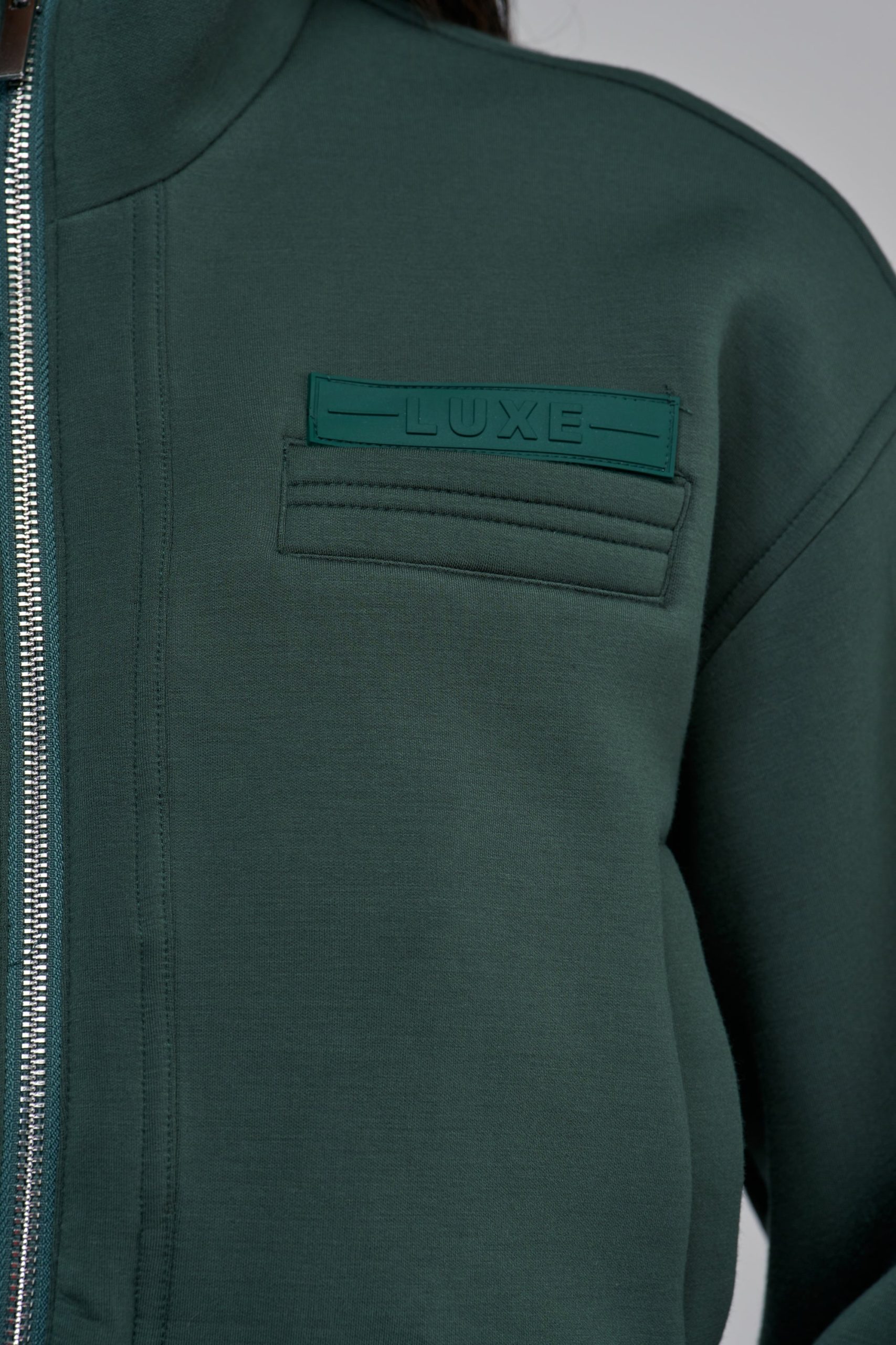 LUXE EVERDAY ICON ZIP UP SWEATSHIRT - Image 4