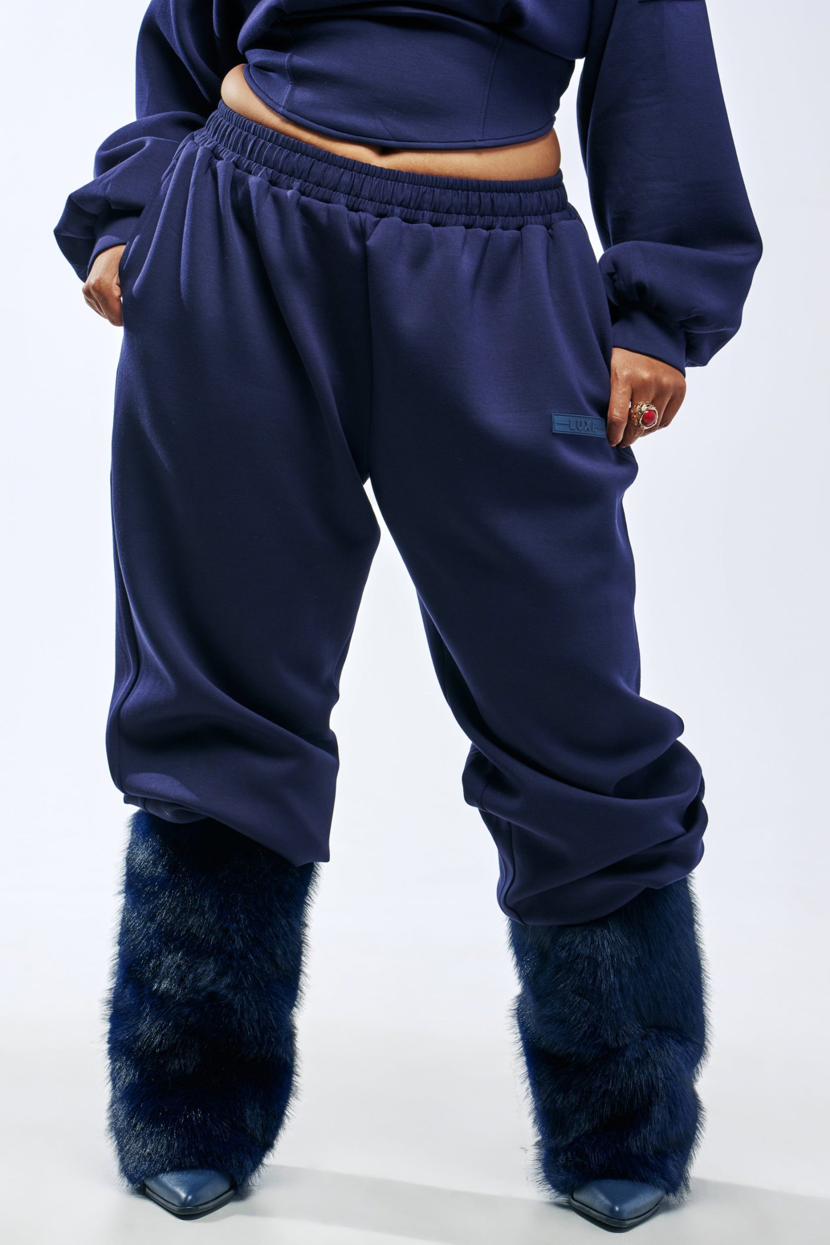 LUXE MIDNIGHT SCULPT JOGGER - Image 11