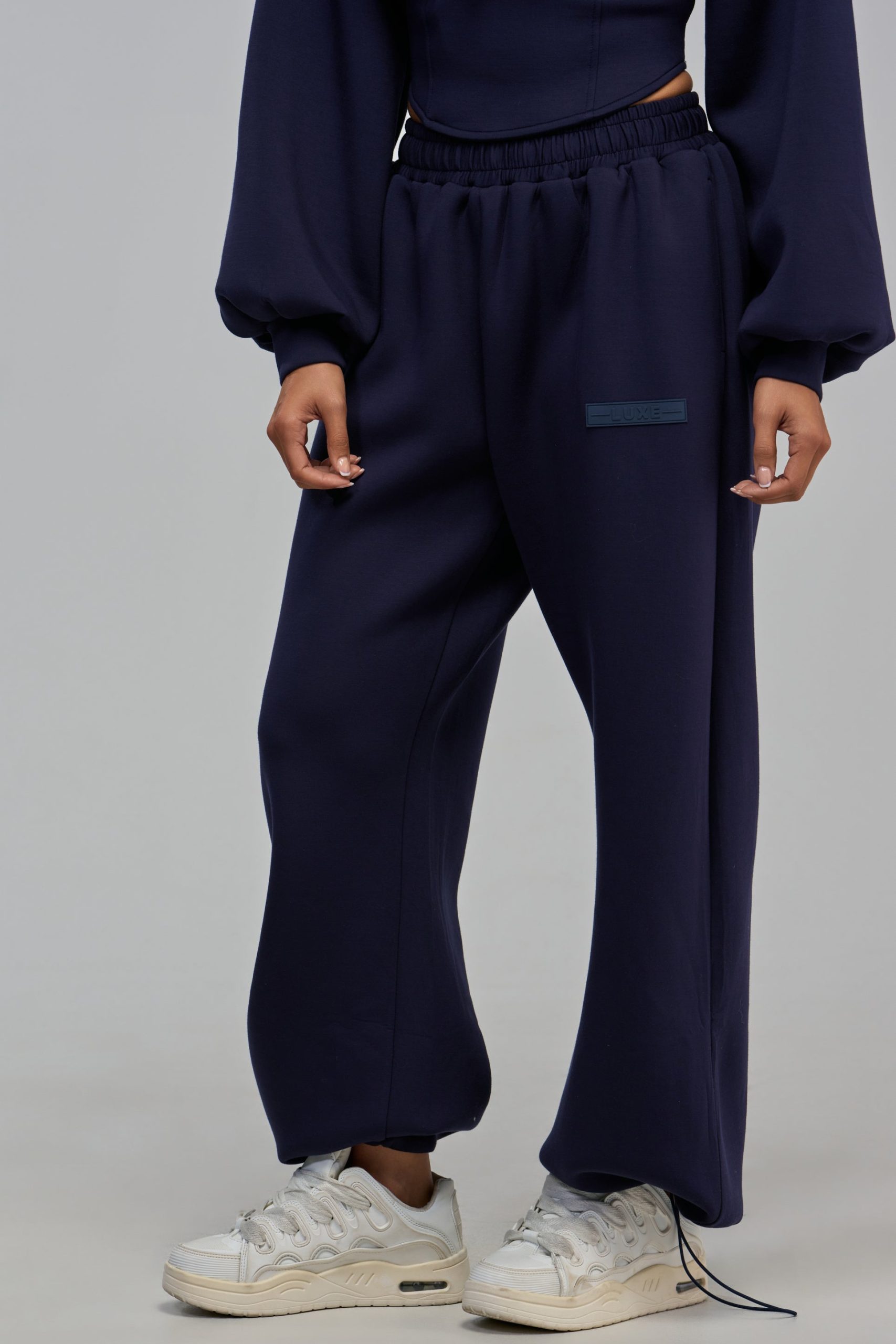 LUXE MIDNIGHT SCULPT JOGGER - Image 3